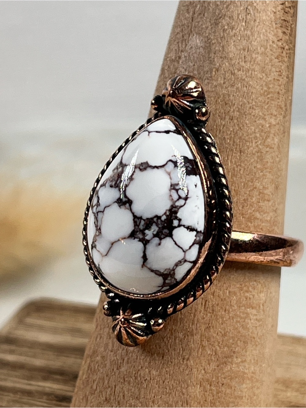 Solid Copper Wild Horse Magnesite Gemstone Ring Size 8.25 Adjustable - Picture 9 of 9